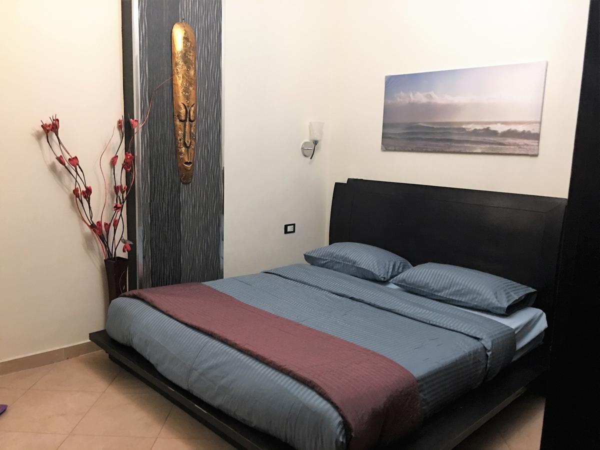 Pool View Apartment At British Resort - Unit 02 Хургада Екстериор снимка