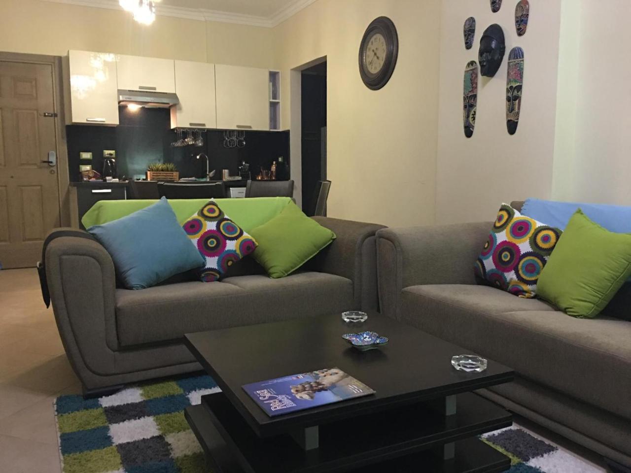 Pool View Apartment At British Resort - Unit 02 Хургада Екстериор снимка