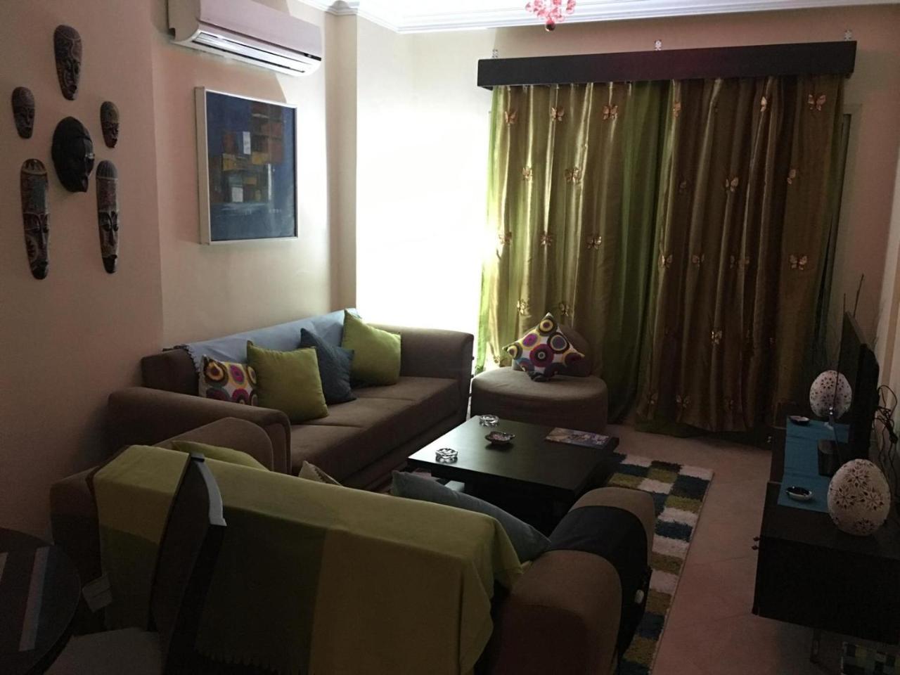 Pool View Apartment At British Resort - Unit 02 Хургада Екстериор снимка